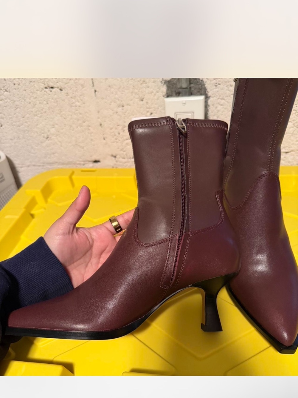 Dolce Vita Wine Arya Boots - Picture 2 of 8